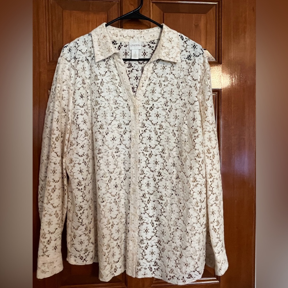 Chicos size 3 cream colored open work lace long sleeve blouse
